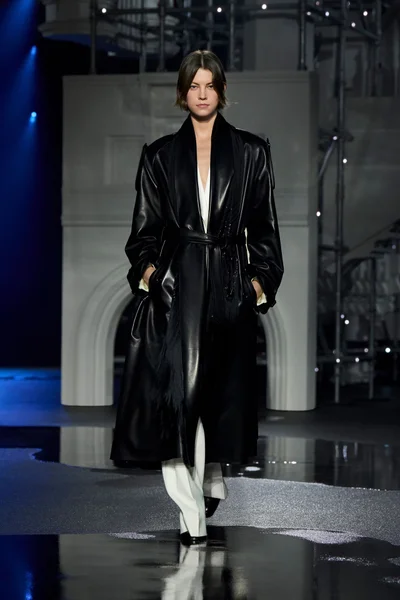 Look 33